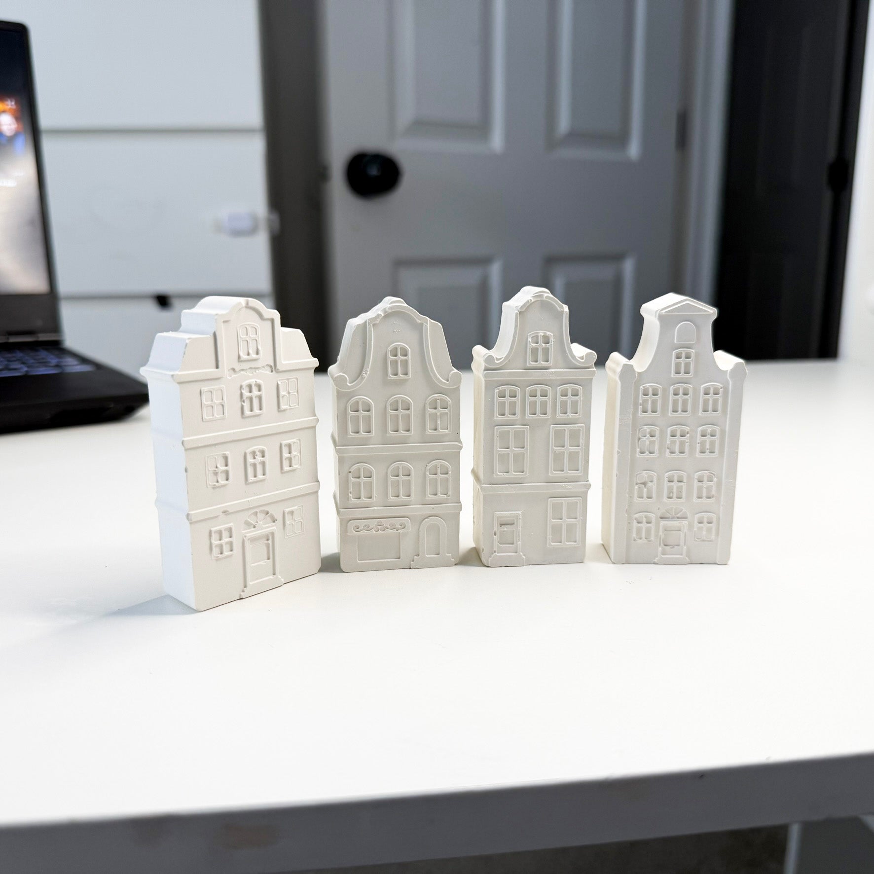 Gothic House Plaster Paint Kit, 4 pc